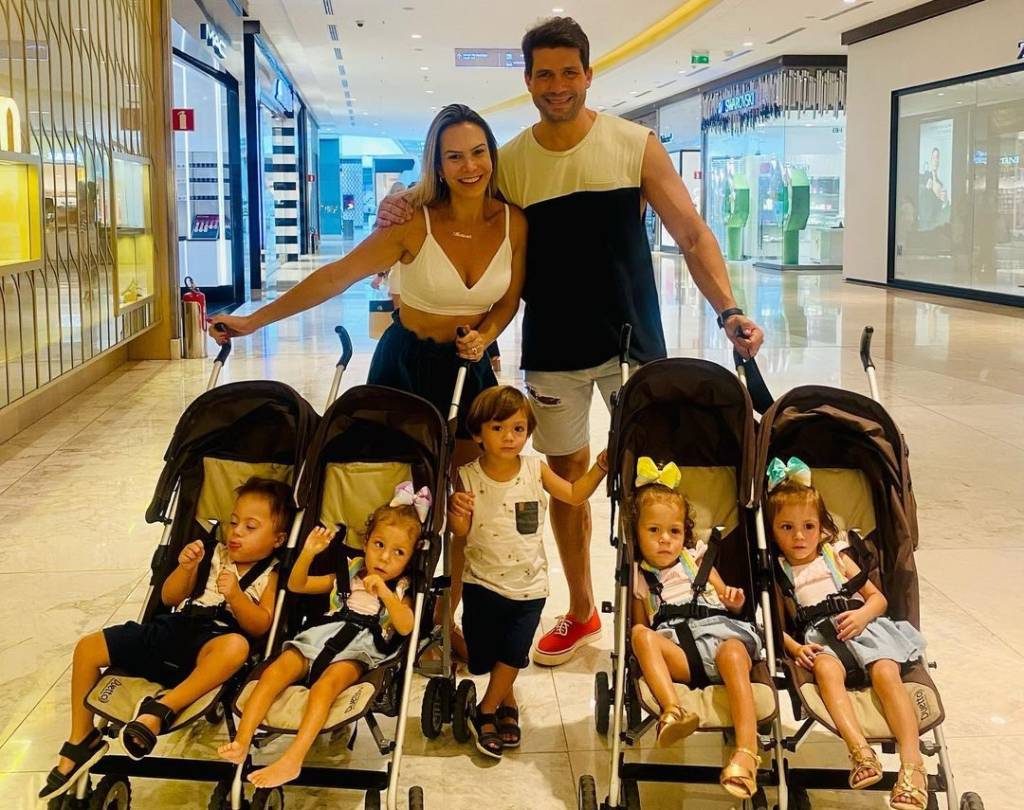 Mariana-Mazzelli-e-marido-Jaime Mariana Mazzelli, Jaime Reisen e filhos