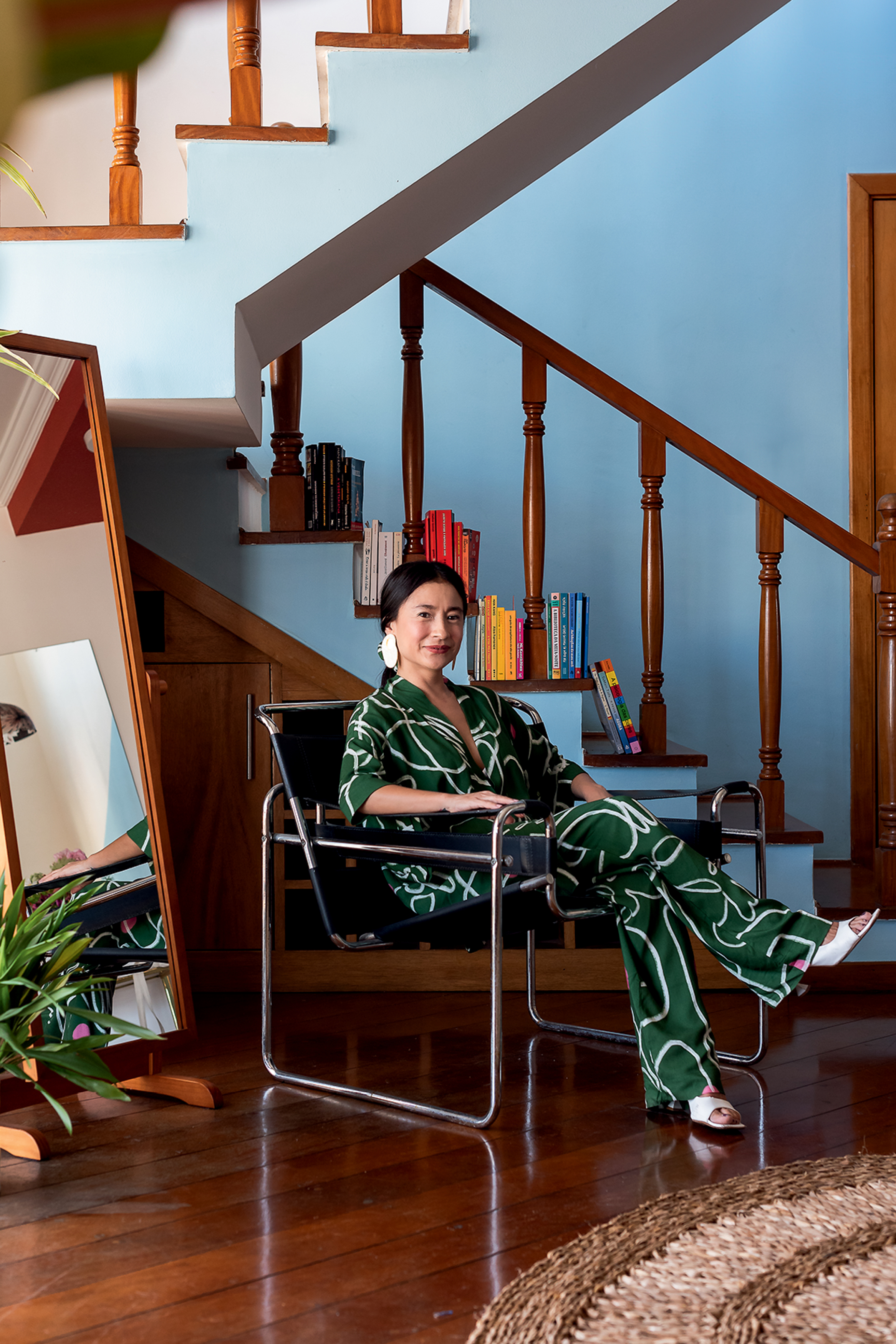 Kelly Kim, stylist at Calma São Paulo, opens the doors to her apartment