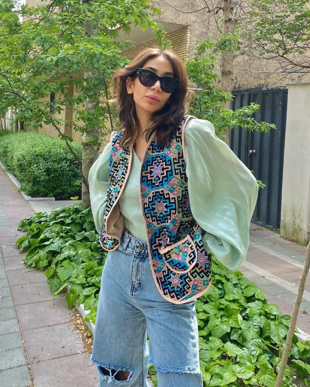 colete-estampado-look Dicas de como escolher o colete ideal
