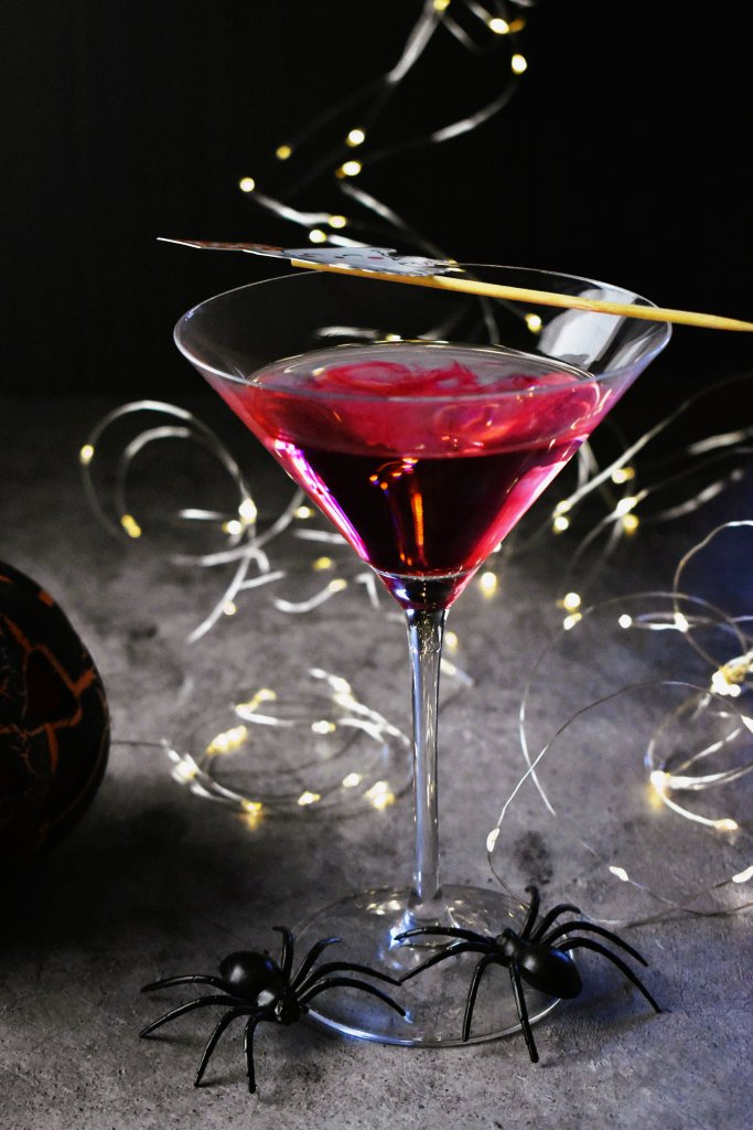 drink-Halloween-ponche-lua-de-sangue-ideias-criativas-bebidas-Dia-das-Bruxas Ponche Lua de Sangue