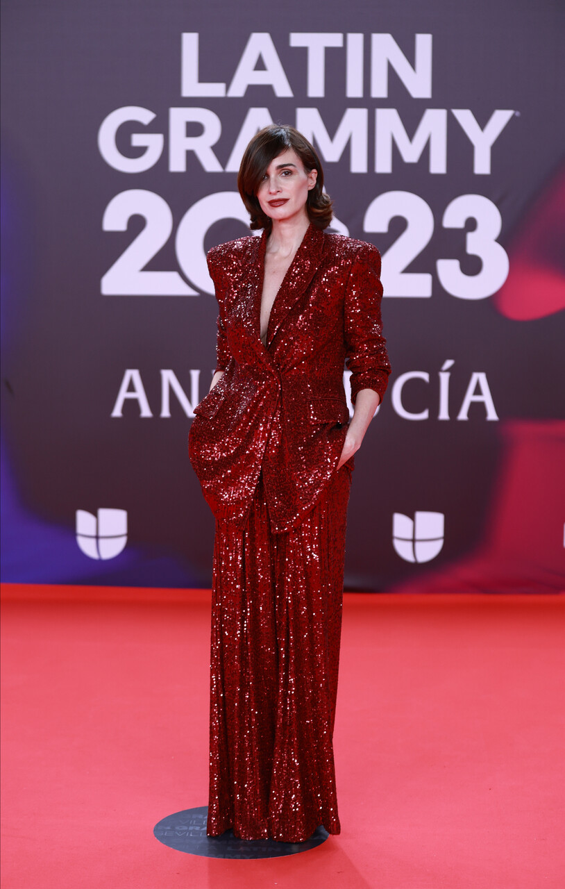 Vermelho se destaca entre os looks das famosas no Grammy Latino 2023