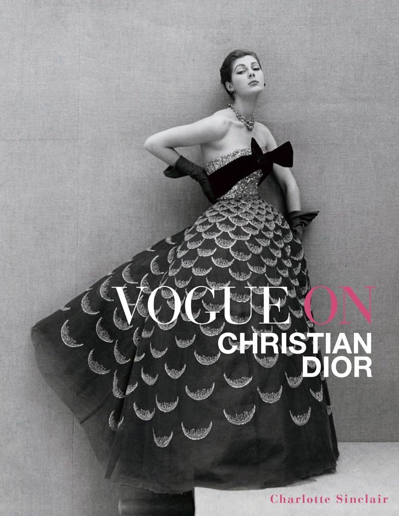 Livro Vogue on Christian Dior