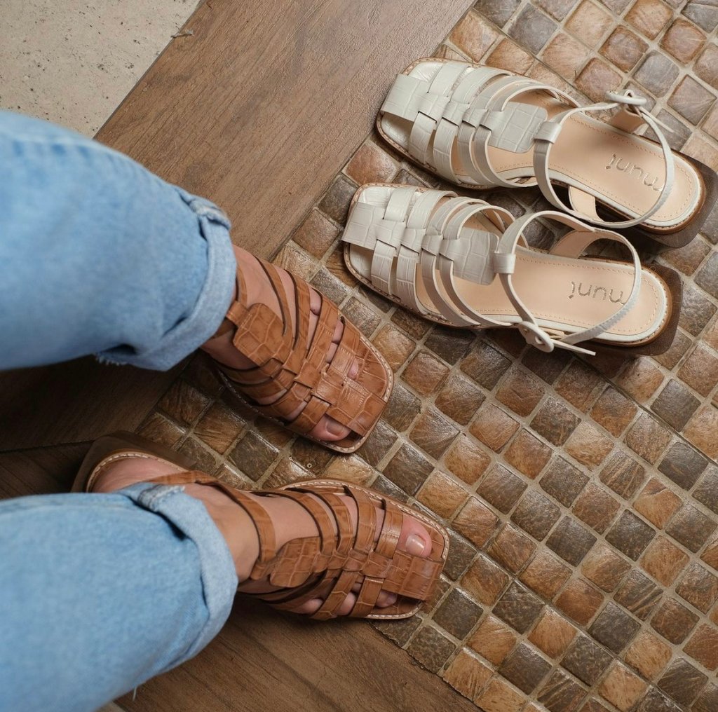 Procurando por um calçado fresco pra o verão? As sandálias são a aposta das fashionistas