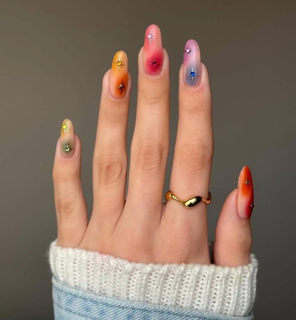 inspirações-nail-art-ano-novo-5 Que tal começar com a aura certa?