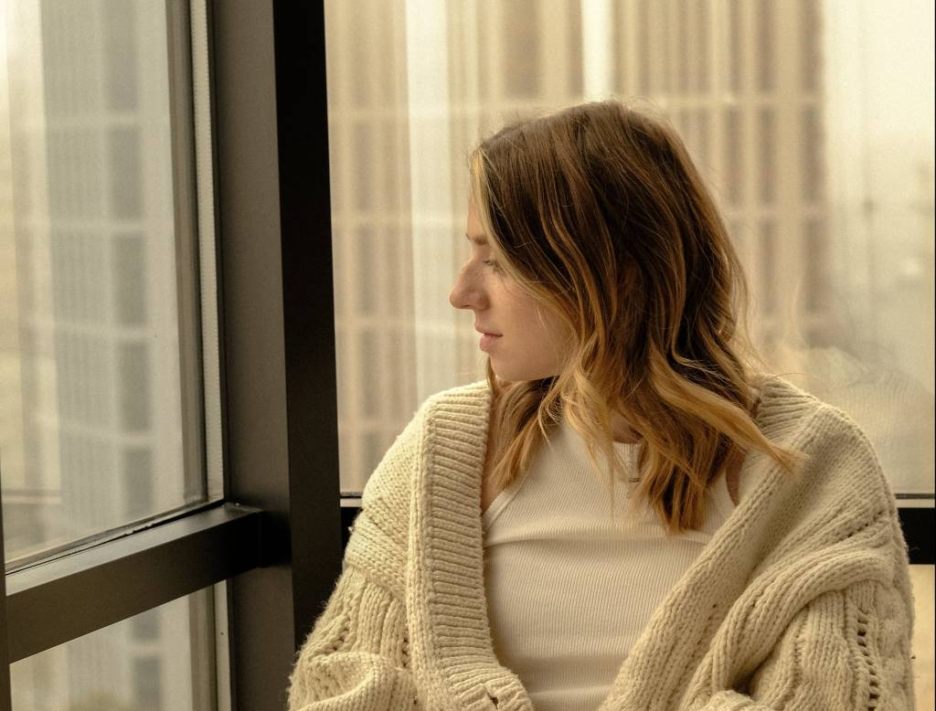 ‘Quiet woman’: a problemática por trás do ideal da mulher quieta