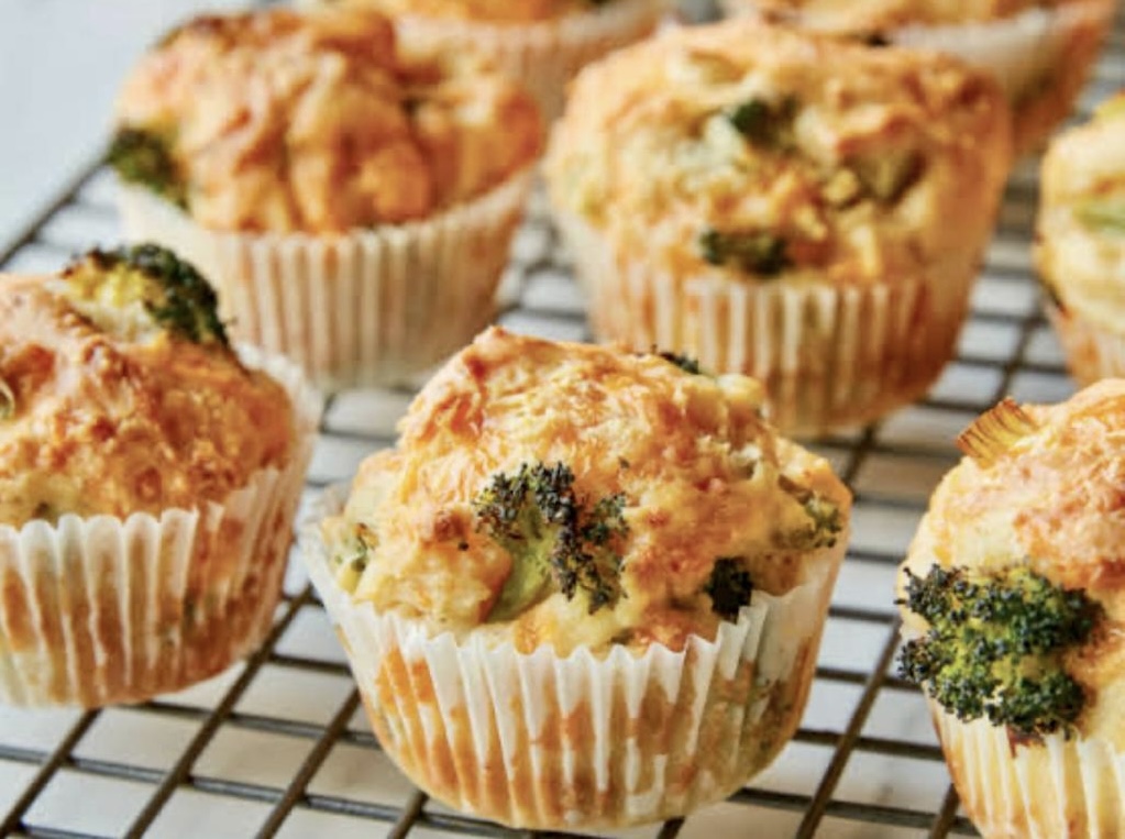 Os muffins de brócolis de Carlo Crema são uma ótima pedida para o Natal