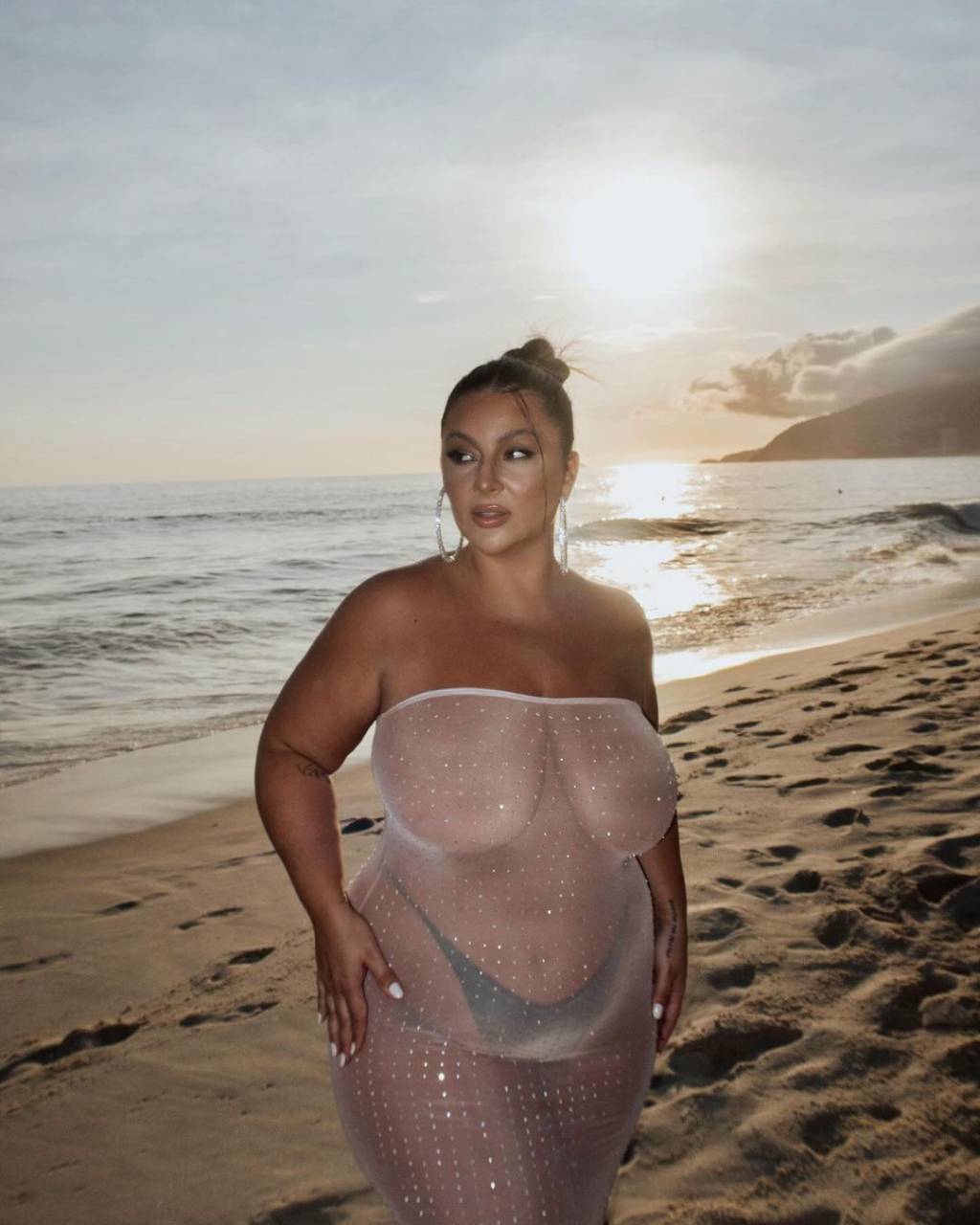 Letticia Munniz O look de Ano-Novo de Letticia Munniz
