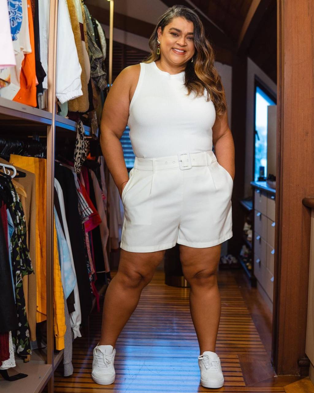 preta-gil Preta Gil com regata e shorts