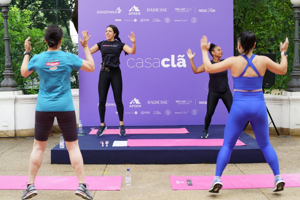 aula-de-yoga-casa-cla-2024 Resumo de tudo o que aconteceu na Casa Clã 2024.