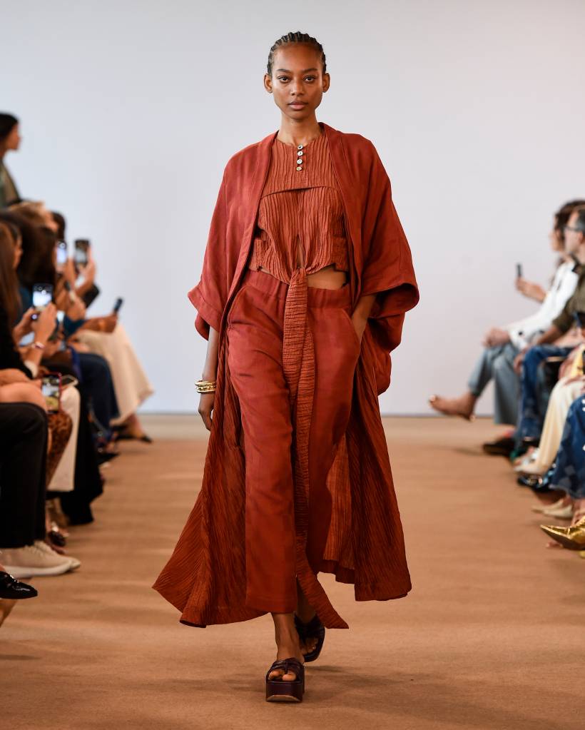 Lilly-Sarti-colecao-Sofia-SPFW-2024.jpg Lilly Sarti SPFW 2024 Coleção