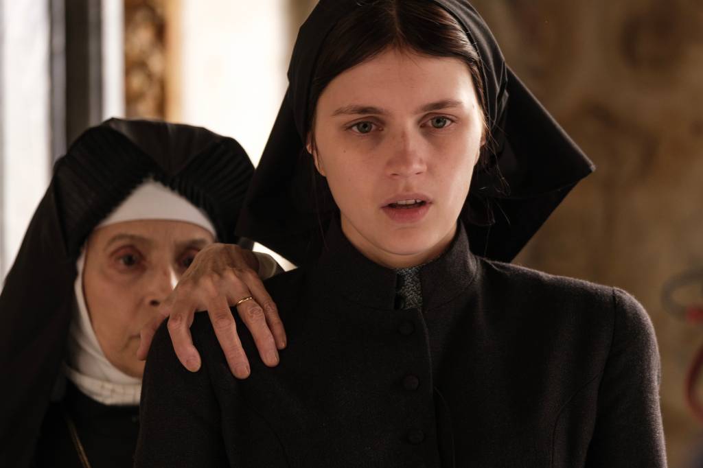 “A Primeira Profecia”: mais um filme com mulheres em complôs malignos