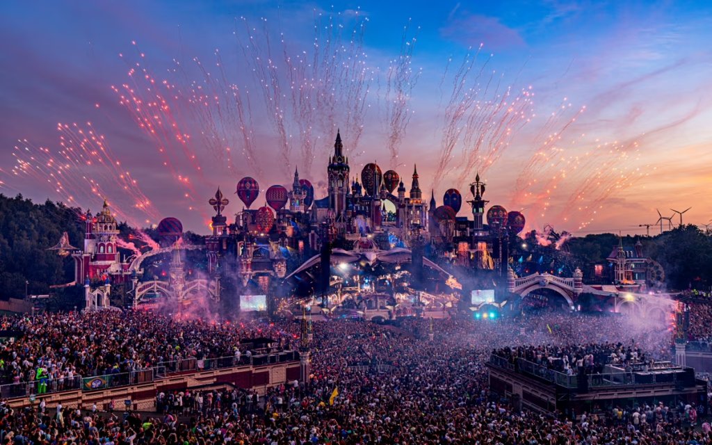 Tomorrowland Brasil ganha datas oficiais e anuncio da venda de ingressos.