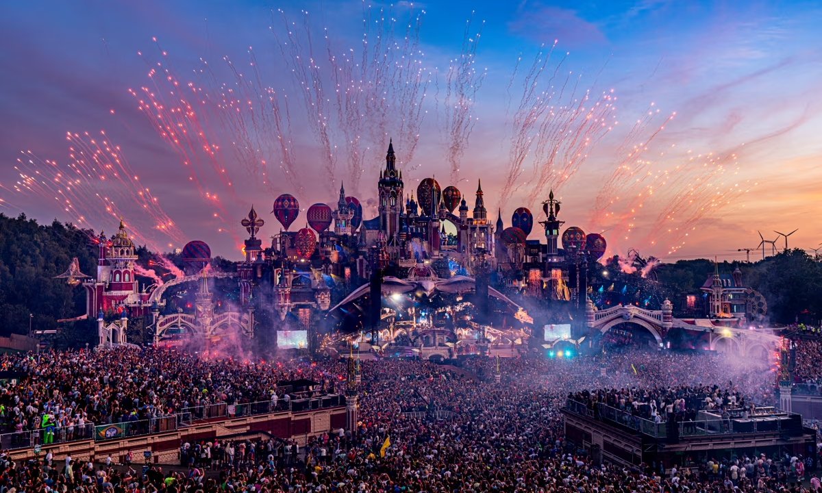 Tomorrowland Brasil ganha datas oficiais e anuncio da venda de ingressos.