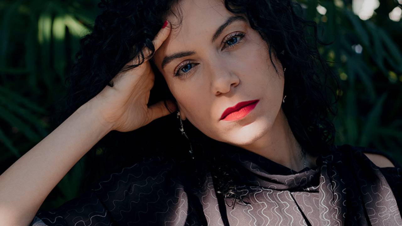 A designer francesa Delphine Araxi
