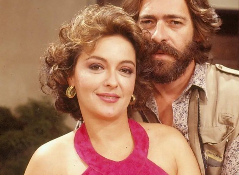 Maria Zilda Bethlem e José de Abreu como par romântico na novela "Bebê a Bordo" (1988)
