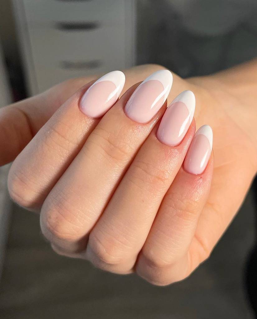 nail-arts-elegantes-noivas-branca-francesinha nail art elegante para noivas francesinha