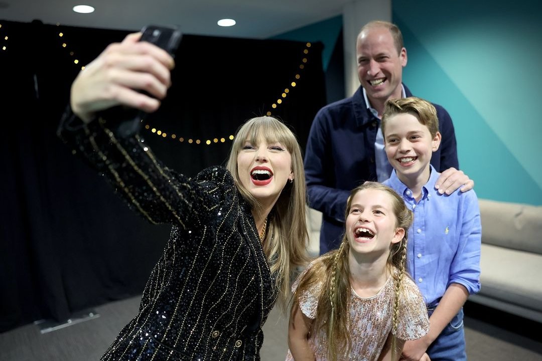 Príncipe William celebra aniversário de 42 anos em show de Taylor Swift