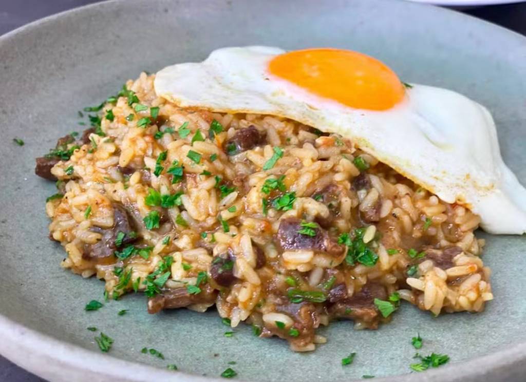 Receita simples de arroz de músculo da Ana Maria Braga