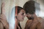 Sexo no banho: dicas e posições para transar no chuveiro