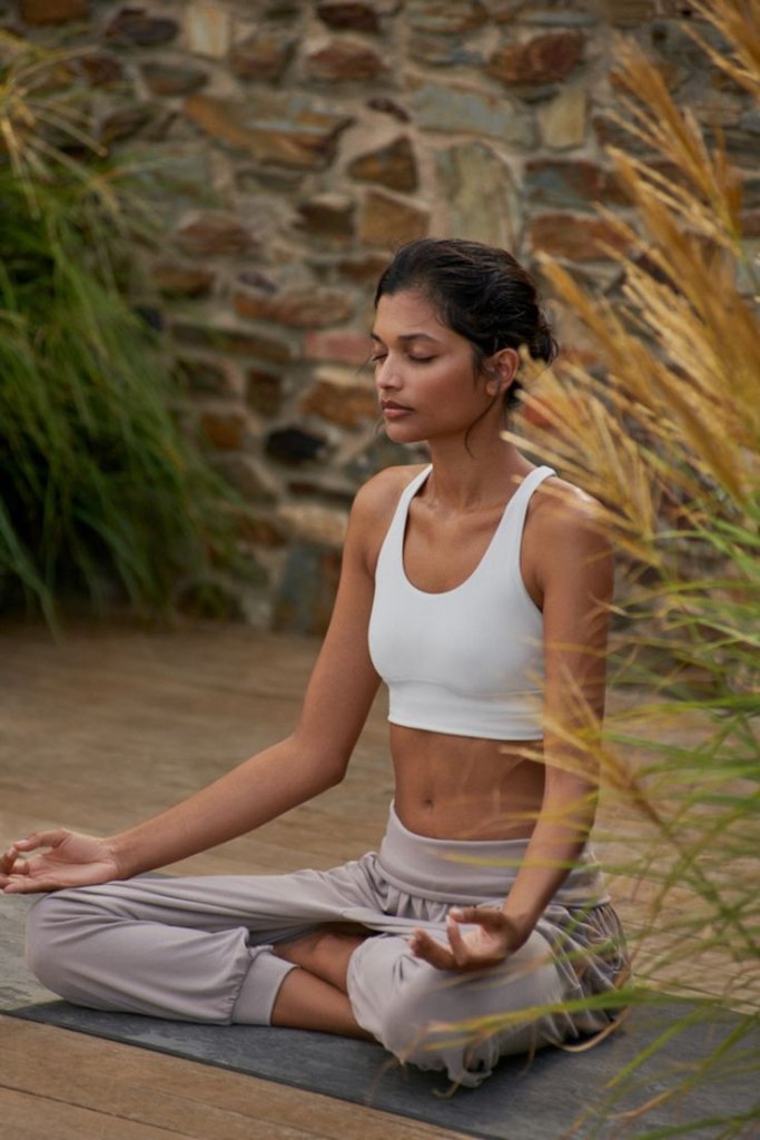 Dia Internacional do Yoga: conheças as principais modalidades da prática