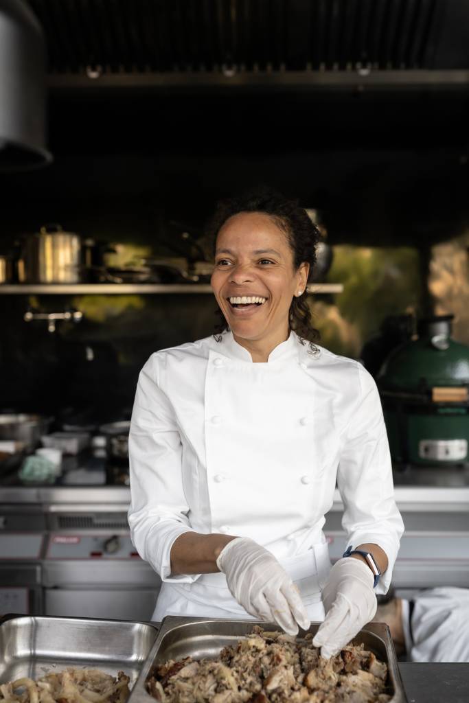 Alessandra Montagne comemora a ótima fase profissional