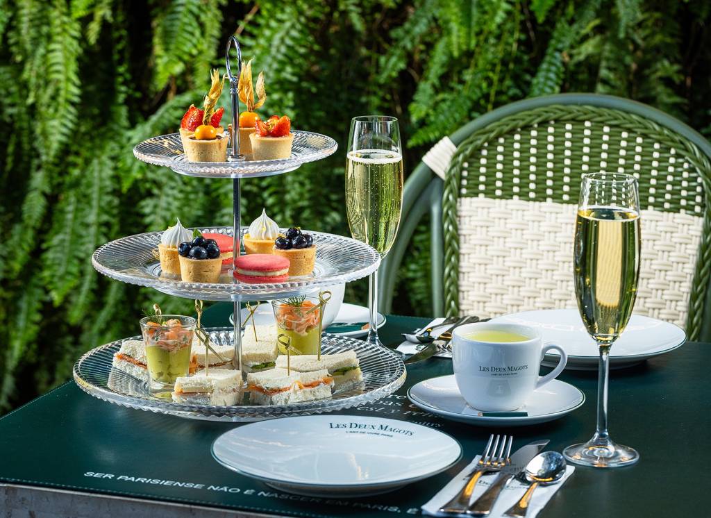 Algumas das delícias francesas servidas no café Les Deux Magots