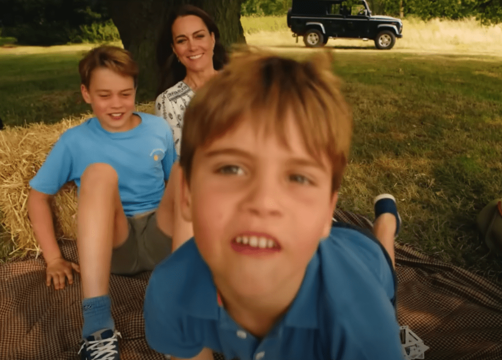 Brincalhão, príncipe Louis rouba a cena em anúncio de Kate Middleton
