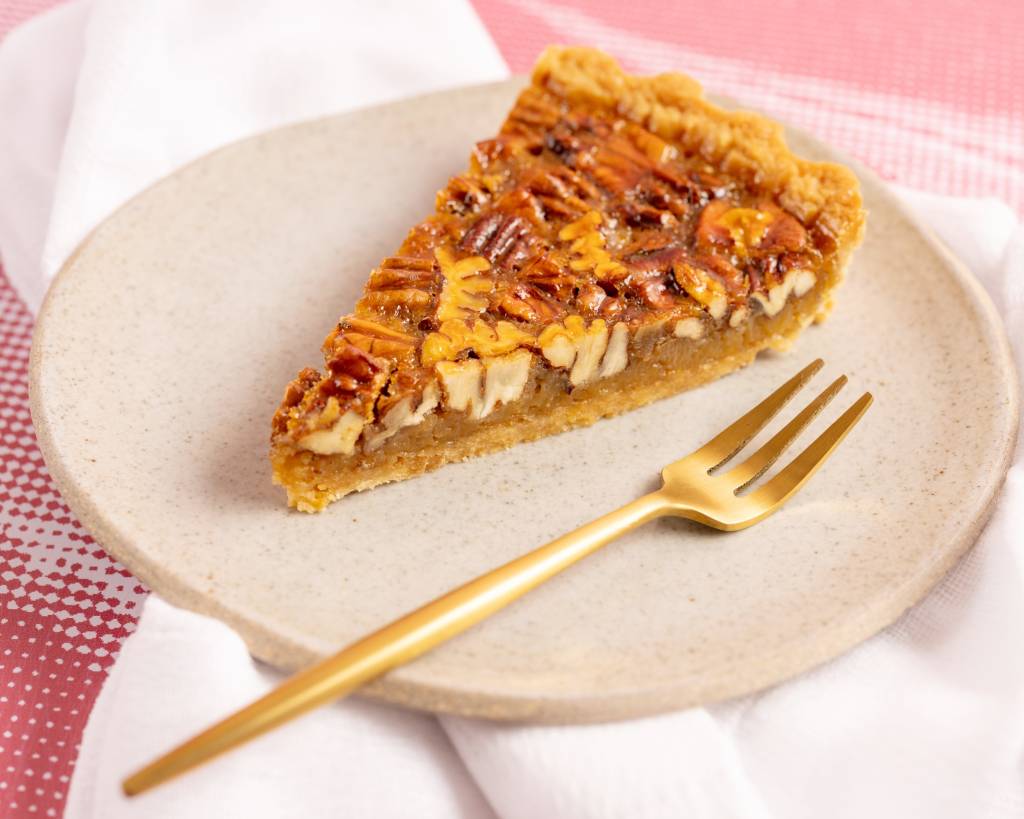 Torta de noz pecan e mel da Confeitaria Marilia Zylbersztajn para o Rosh Hashaná