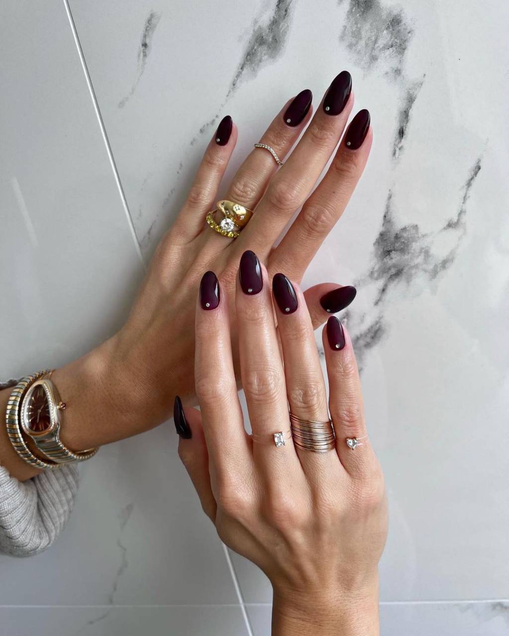 unhas-de-gel-delicadas-e-sofisticadas Unhas de gel sofisticadas