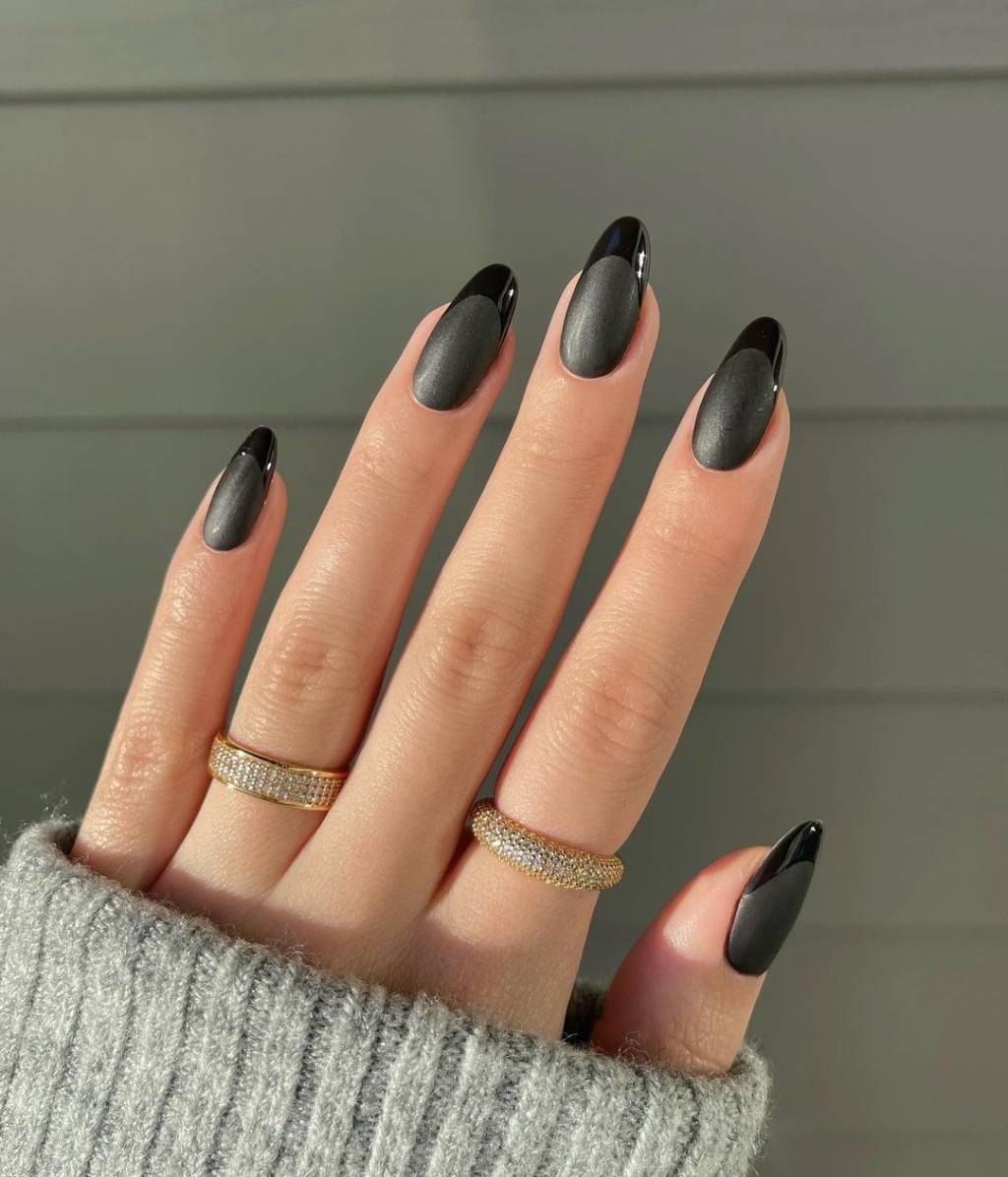 unhas-pretas-simples Unhas pretas com francesinhas pretas