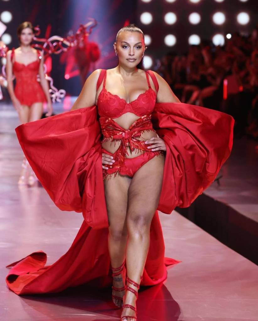 5 melhores momentos do retorno de Victoria’s Secrets Fashion Show