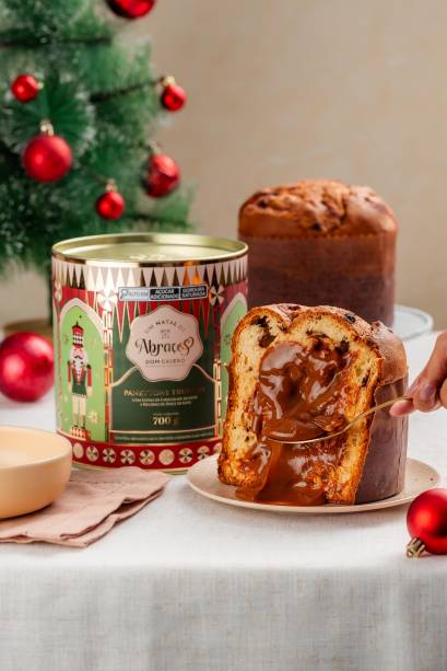 Dom Casero - Panettone Trufado recheado com doce de leite (R$ 129,90 - 700g)