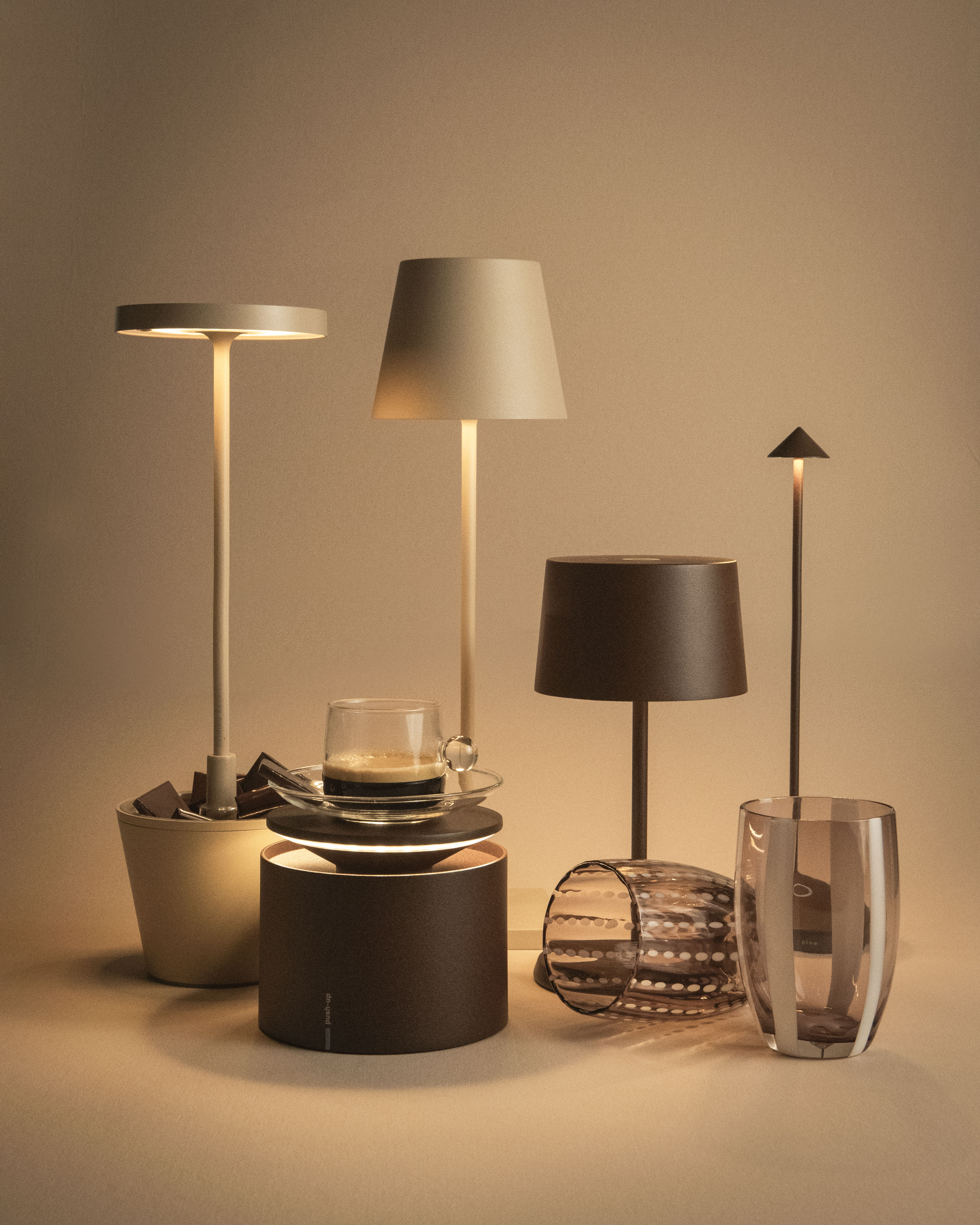 Luminárias à venda na Zaff Design
