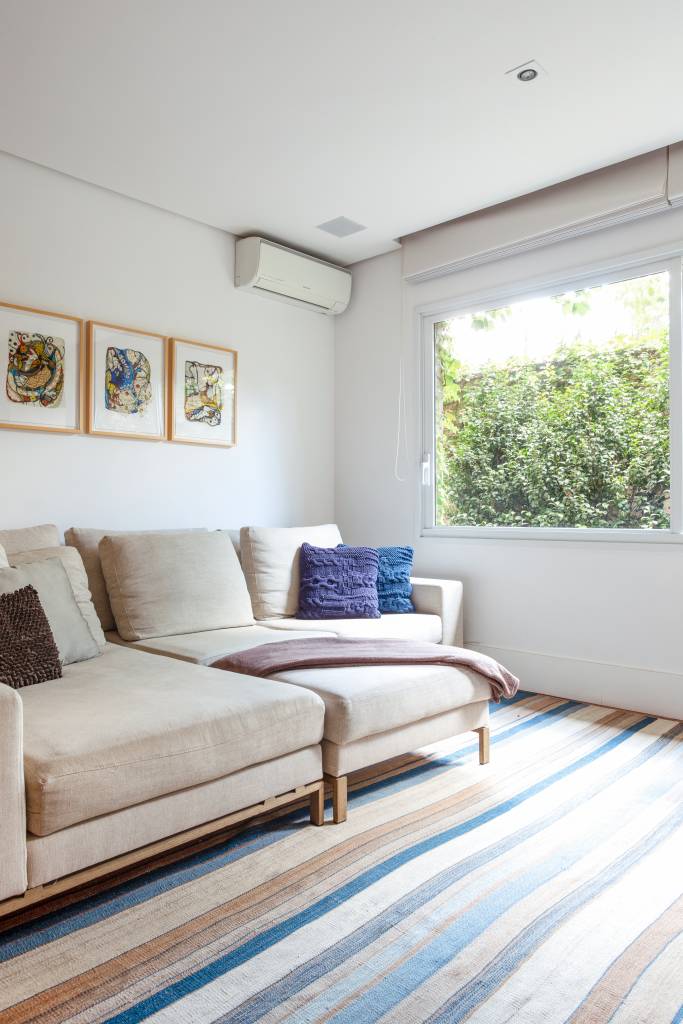 Para uma casa fresca, aposte em tons claros e muita ventilação