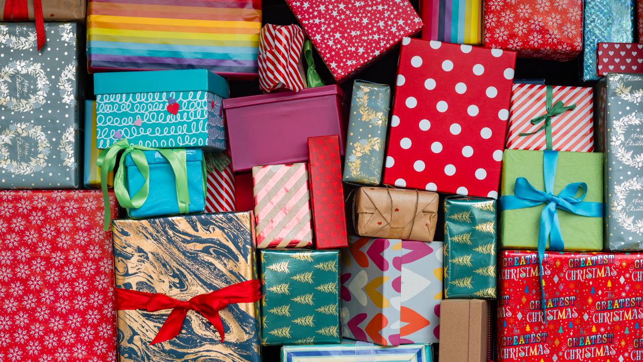 4 dicas inovadoras sobre como reaproveitar embalagens de presentes