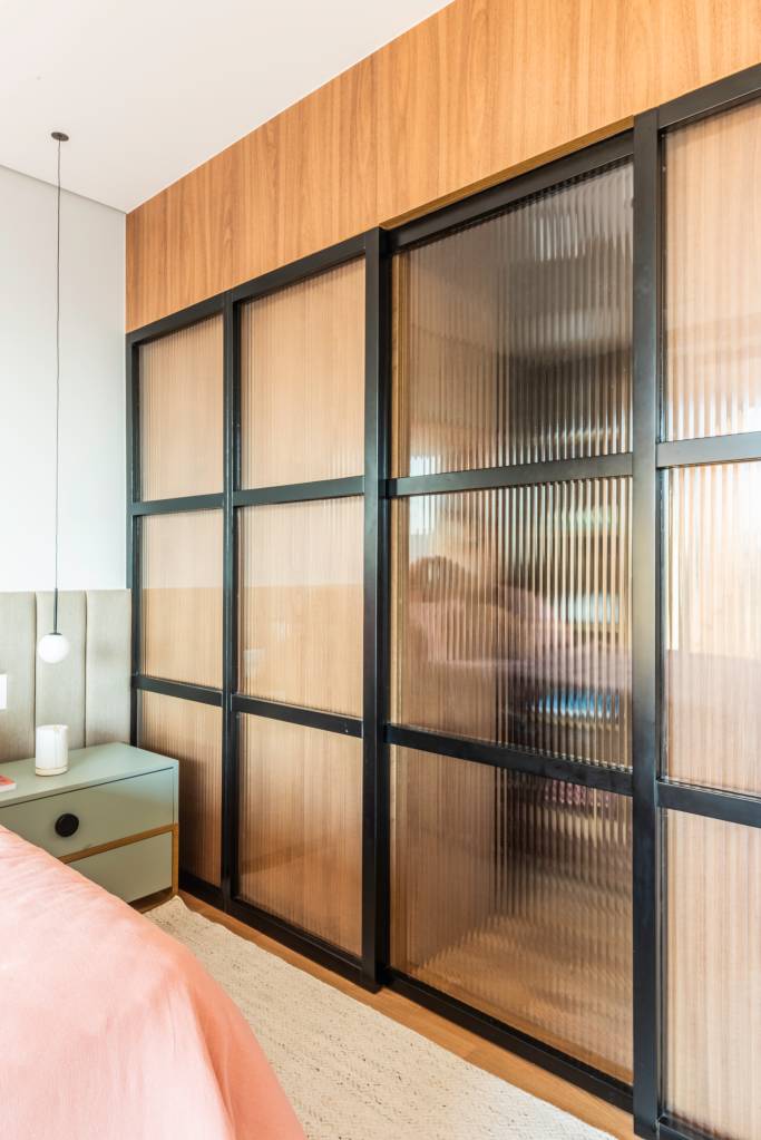 Opções de portas de correr para closet