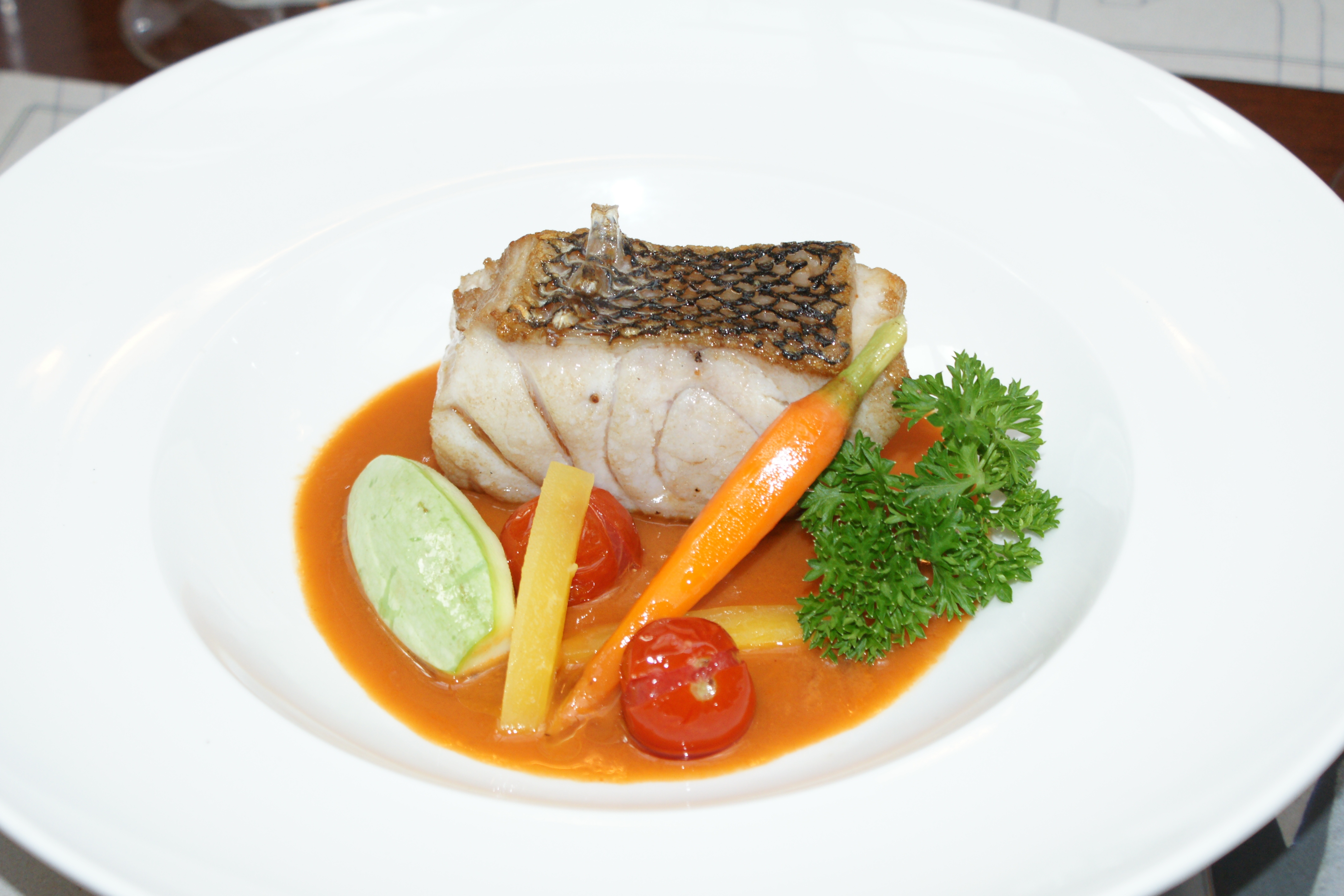 Receita de peixe namorado ao molho bisque de camarão