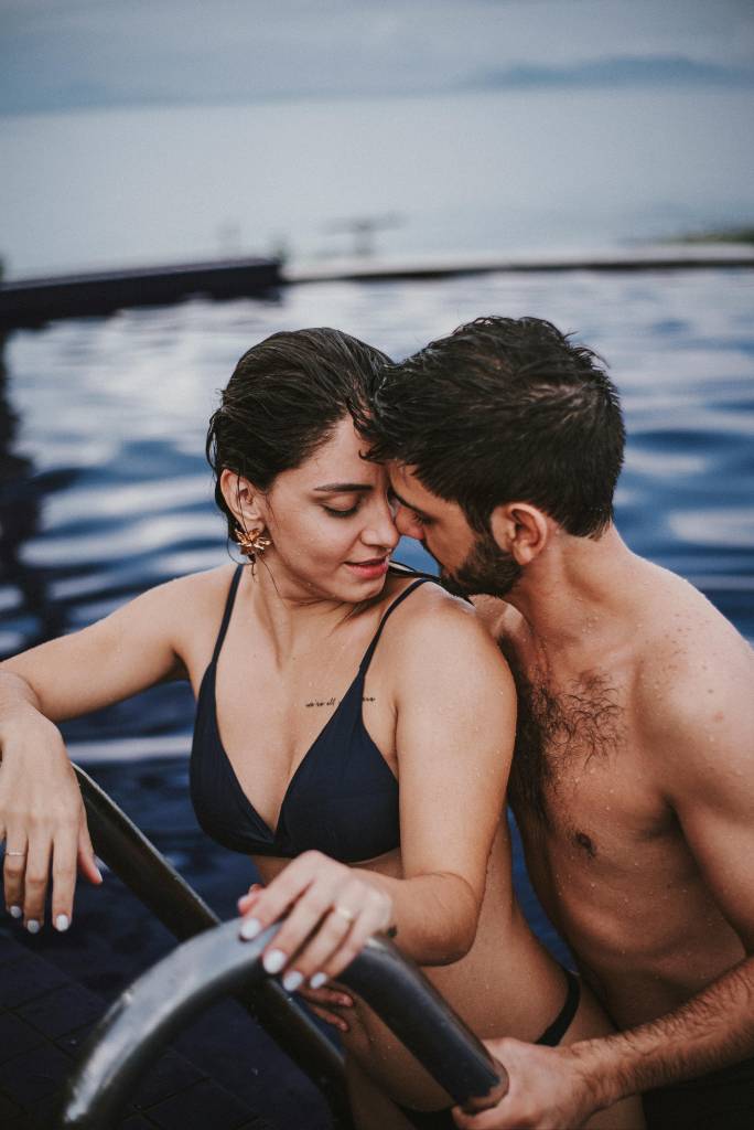 Posições sexuais para piscina