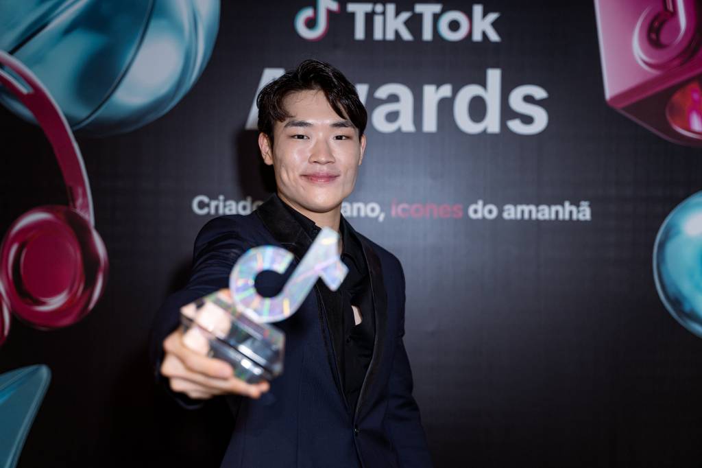 tiktok-awards-premiação Esses foram os 5 melhores looks do TikTok Awards 2024