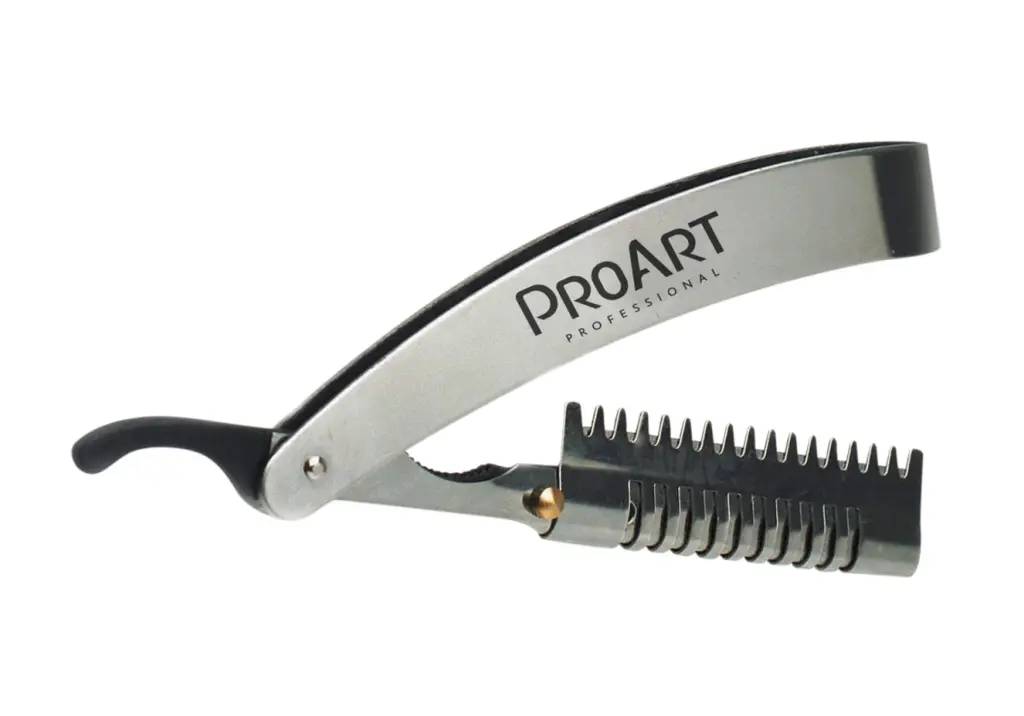 Como usar a navalha para cortar o cabelo em casa