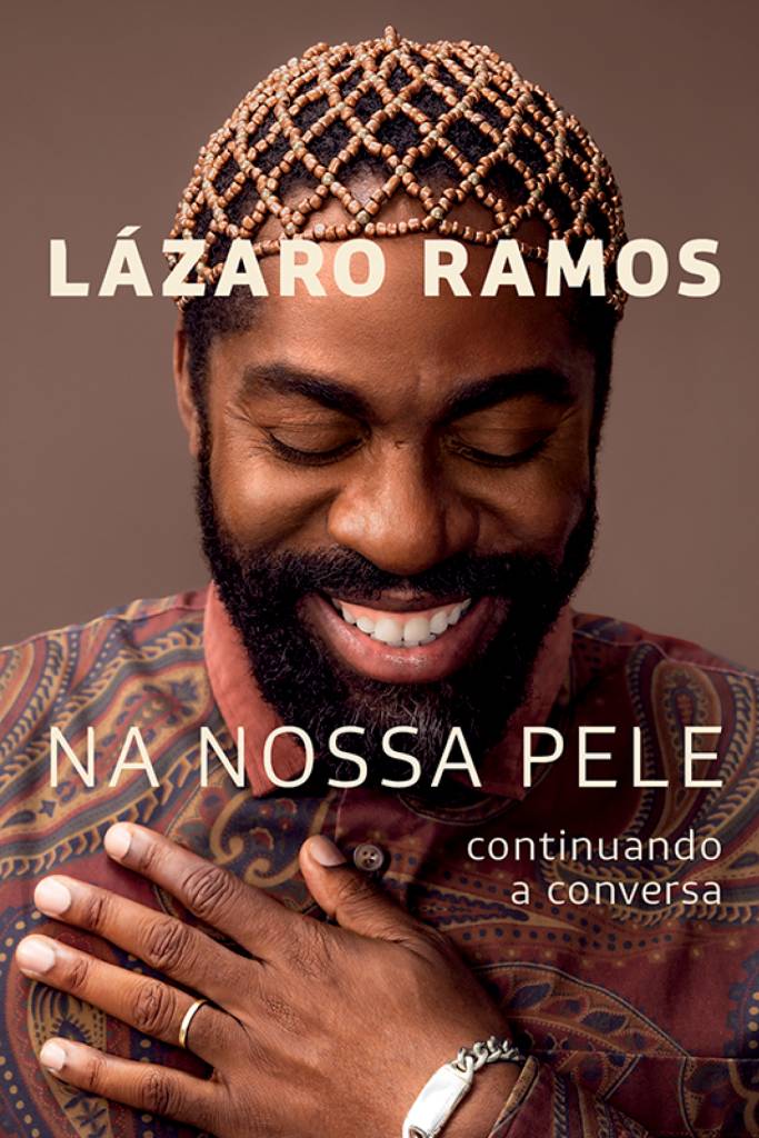 Em Na Nossa Pele (Companhia das Letras, R$ 69,90), Lázaro entende que sua trajetória não é só uma experiência individual.