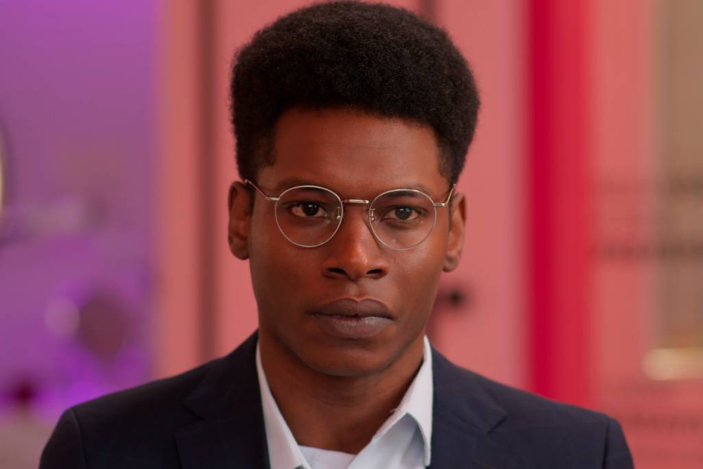 Breno Ferreira vive Alec na novela Beleza Fatal