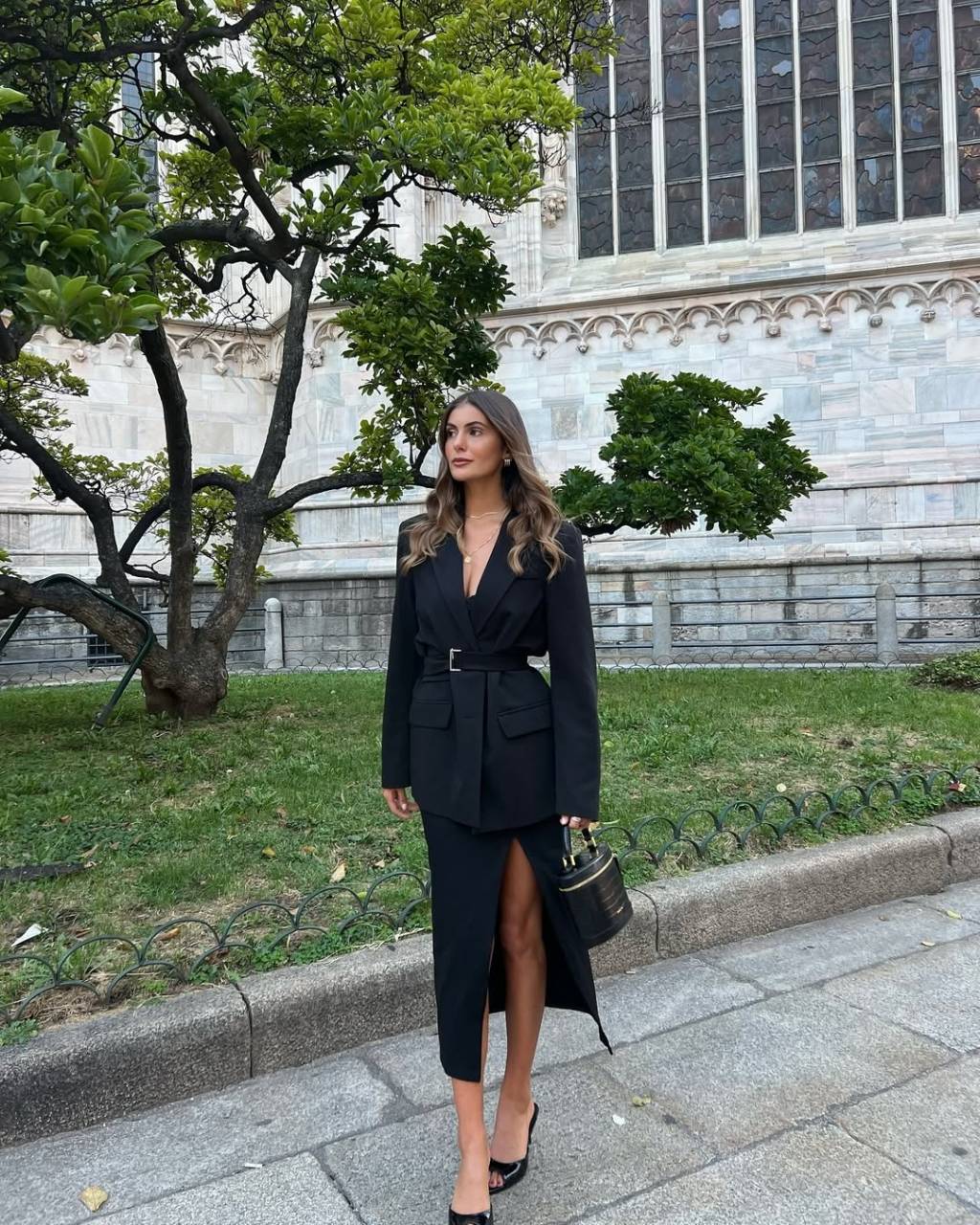 cinto-looks Usar cinto por cima do blazer é uma forma de ser elegante visualmente