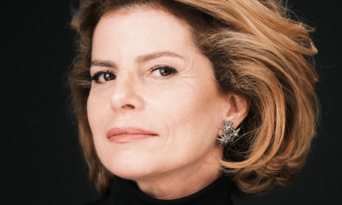 Débora Bloch como a imponente Odete Roitman na novela "Vale Tudo"