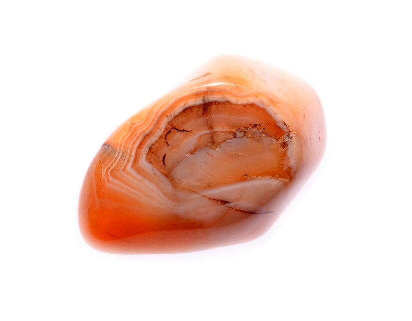 A cornalina é a pedra perfeita para quem é de Áries