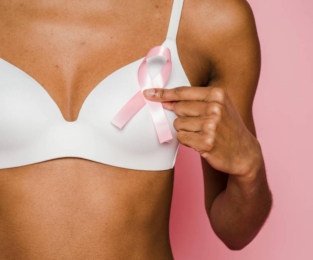 Mulheres negras enfrentam desigualdades no diagnóstico de câncer de mama