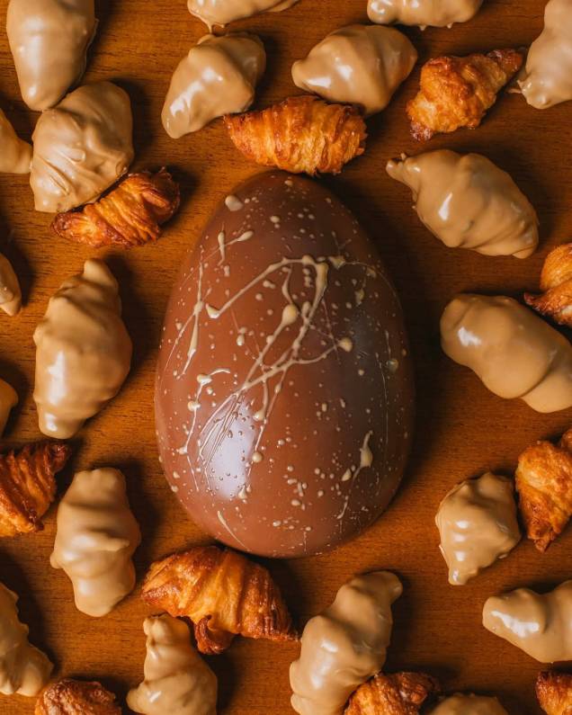 Ovo crocante Callebaut com crocante de croissant Le Blé 320g - R$ 129 Ovo crocante Callebaut com crocante de croissant Le Blé 320g - R$ 129