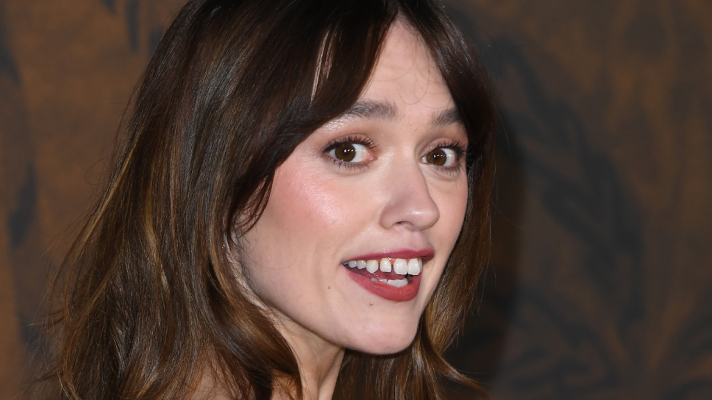 A atriz Aimee Lou Wood