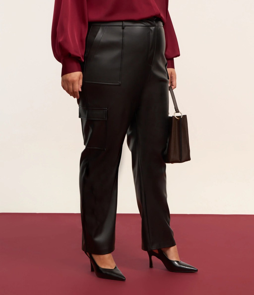 Calça de couro plus size preta
