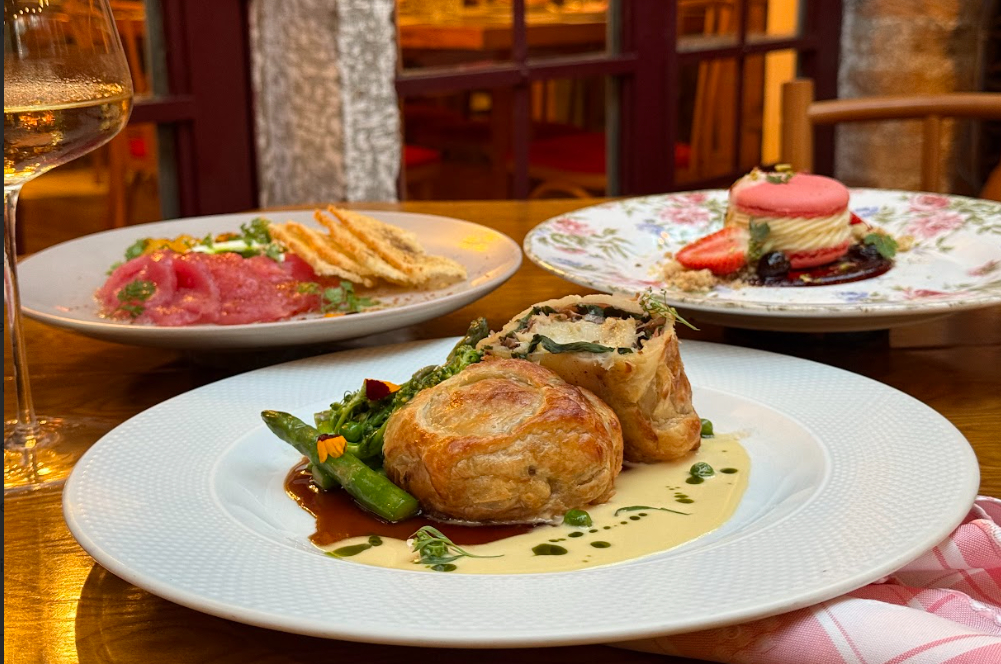 Entrada, prato principal e sobremesa do menu de Dia das Mães da Osteria Nonna Rosa